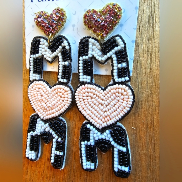 NEW Palmetto Moon Cowprint MOM Beaded Earrings with Hearts and Gems. Felt back - Picture 3 of 5